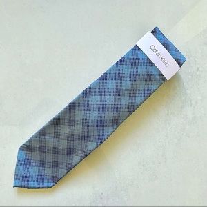 Calvin Klein Pixel Plaid Light Blue, NWT